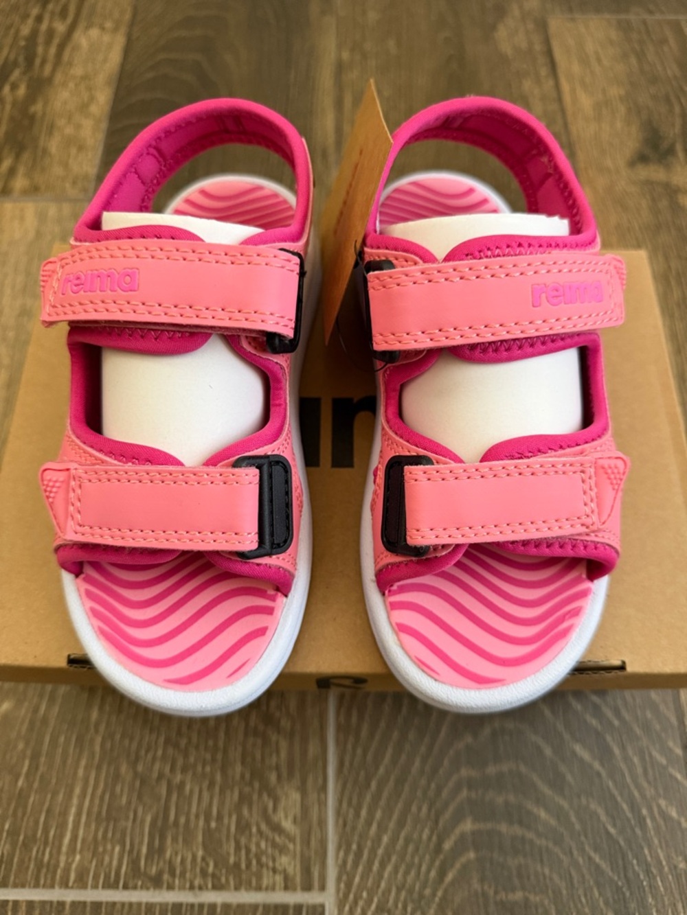 Reima Girls’ Bungee Sunset Pink Velcro Sandals—11 - Picture 4 of 15